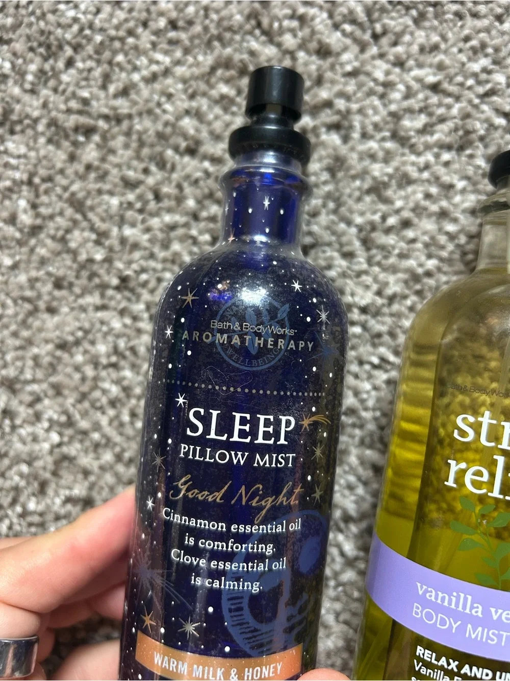 Bath & Body Works Pillow Mist - Warm Milk & Honey and stress relief Vanilla